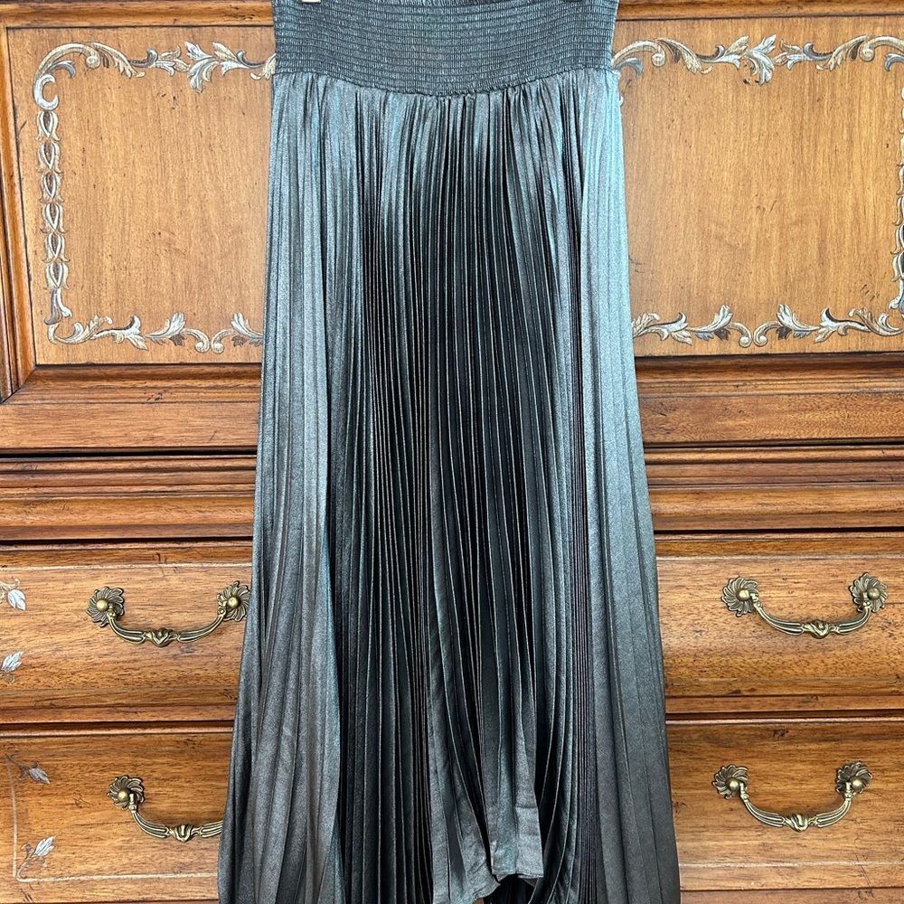Elie Tahari Silver Midi A-line Skirt